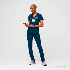 Figs Deep Reef Scrub Set